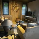Au Bois Colin 度假居